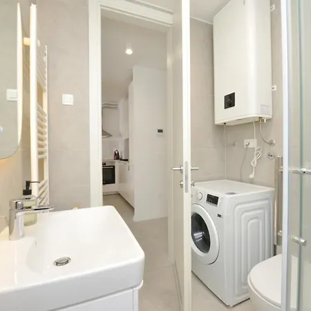 Apartman Sol *